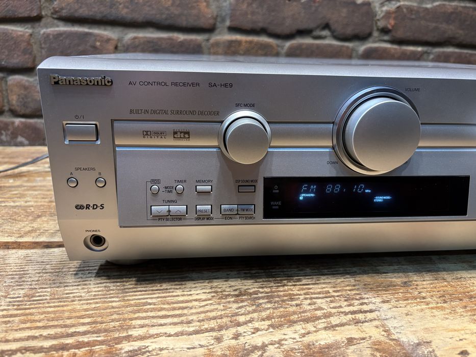 Amplituner Panasonic SA HE 9