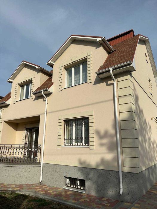 Продам Будинок в районы ж/м Тополь, с. Дослідне.