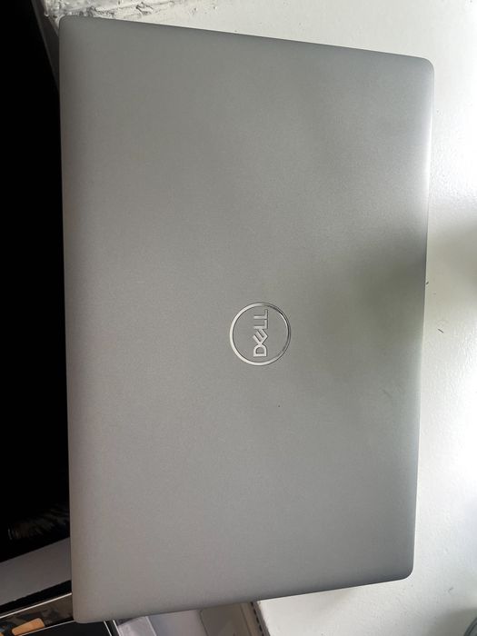 Dell Latitude 5520