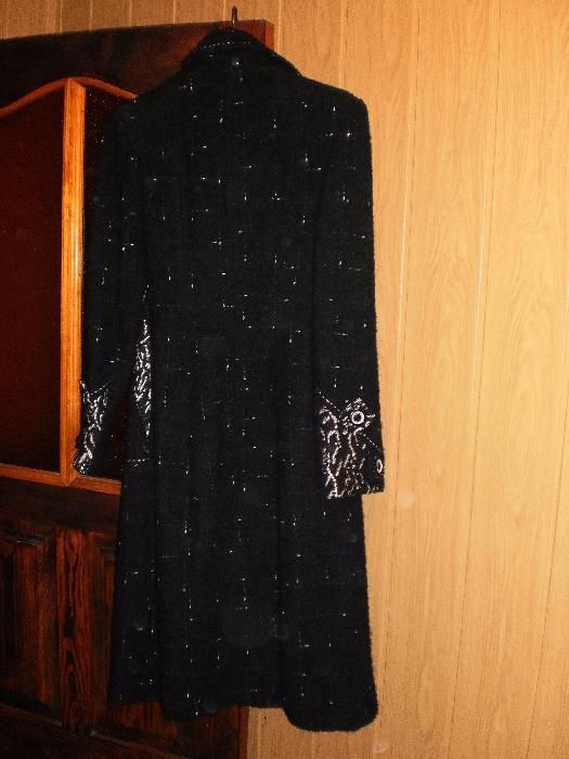 продам женское пальто