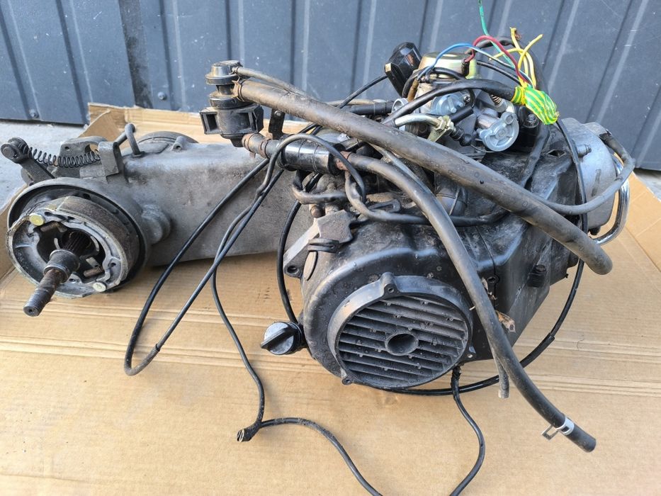 Silnik 125cc 4t skuter kompletny
