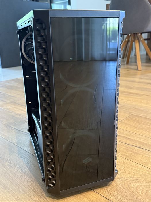 Komputer Ryzen 7 5800x3d RTX 5060ti 16gb 2x16GB RAM
