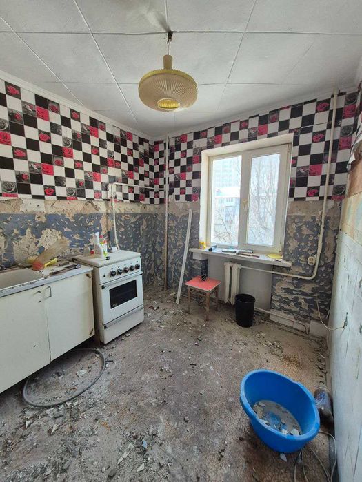 Продаж 2х Харківське шосе 12,  на 3м поверсі,