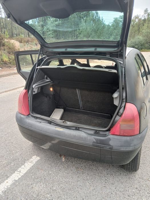 Renault Clio - 1100 Gasolina