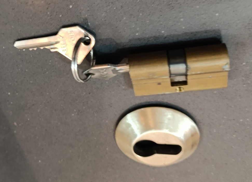 Cilindro Canhão em bronze,  completo e c/ 2 chaves - Marca AGC