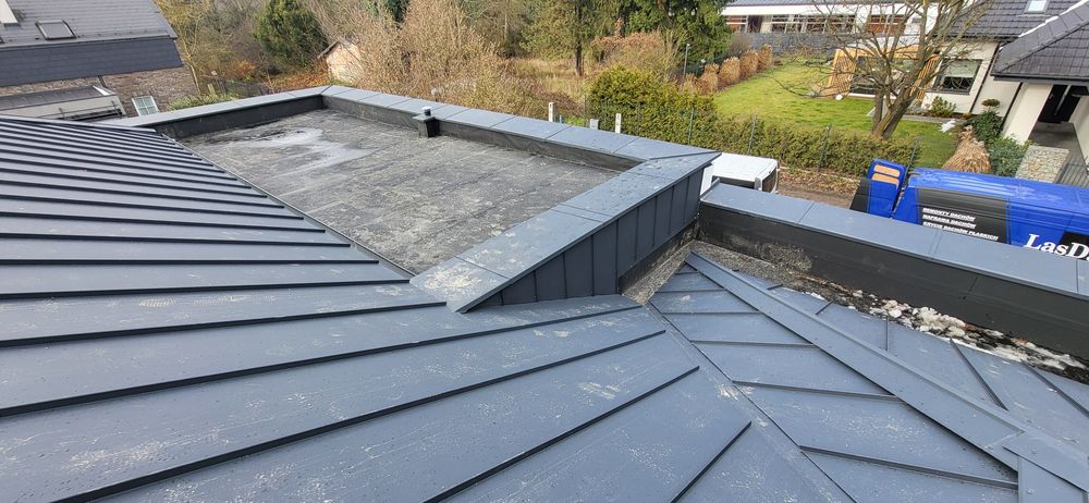 Krycie dachow Uslugi dekarskie Dachy plaskie