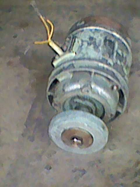 Продам шуруповерти.