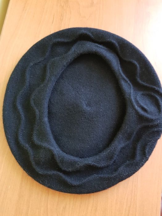 Beret damski,czarny