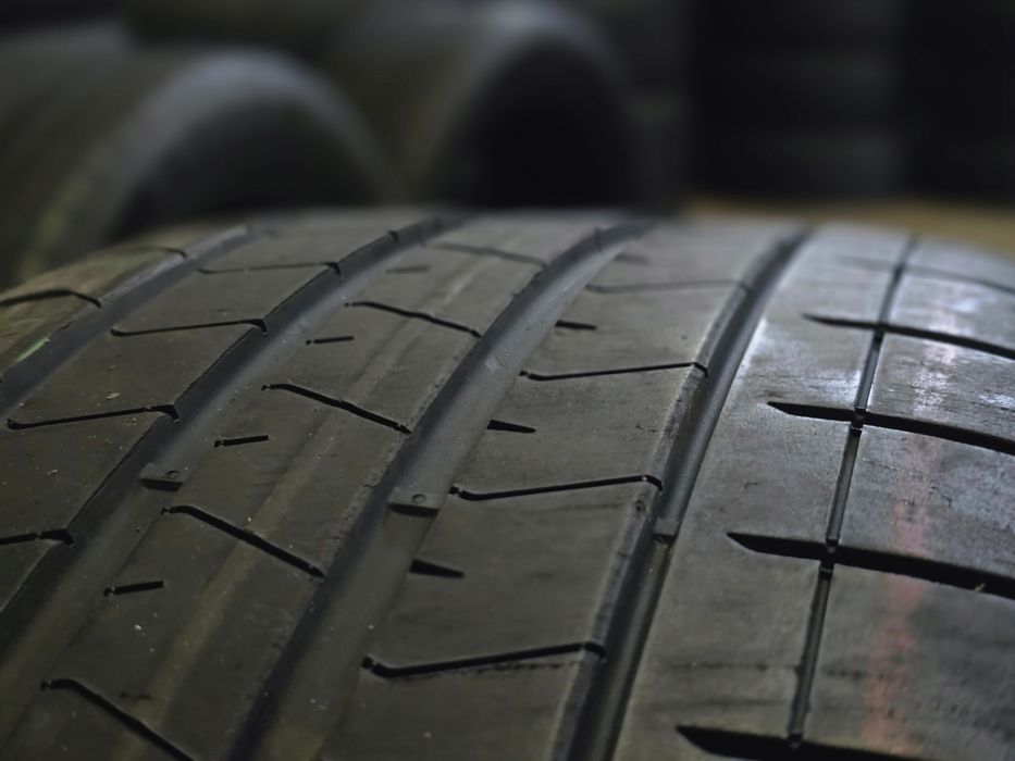 Pneus 285/40 R20