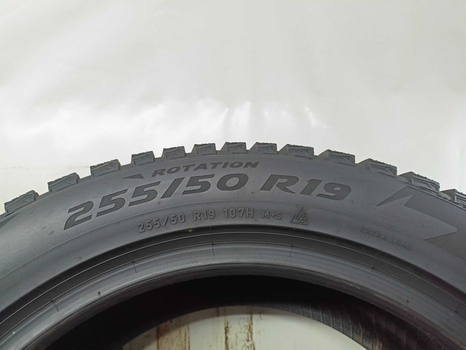 Pirelli Scorpion IceZero 235/55/19  255/50/19 21r. 105/107H (6724)