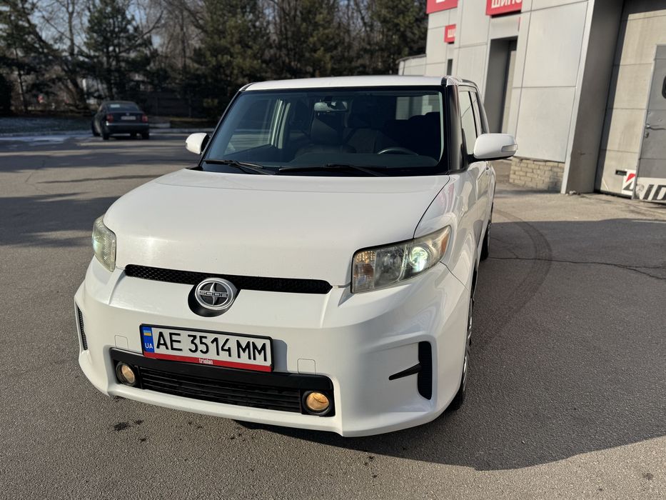 Продам тойоту скион