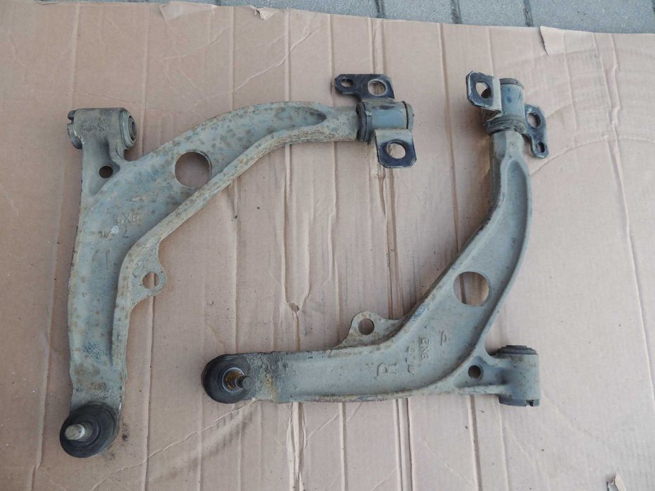 Wahacze wahacz przedni prawy lewy Daihatsu Charade G200 94,95,96,97-00