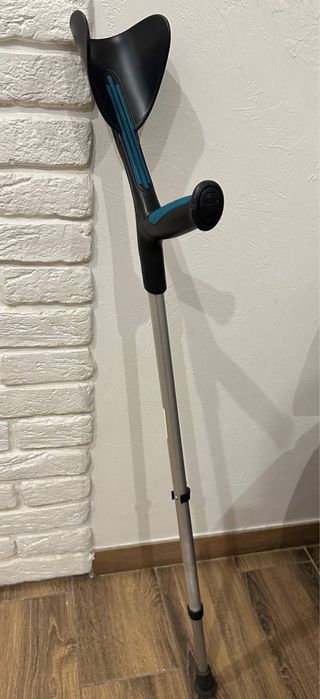 Костыли новые мочеприемник