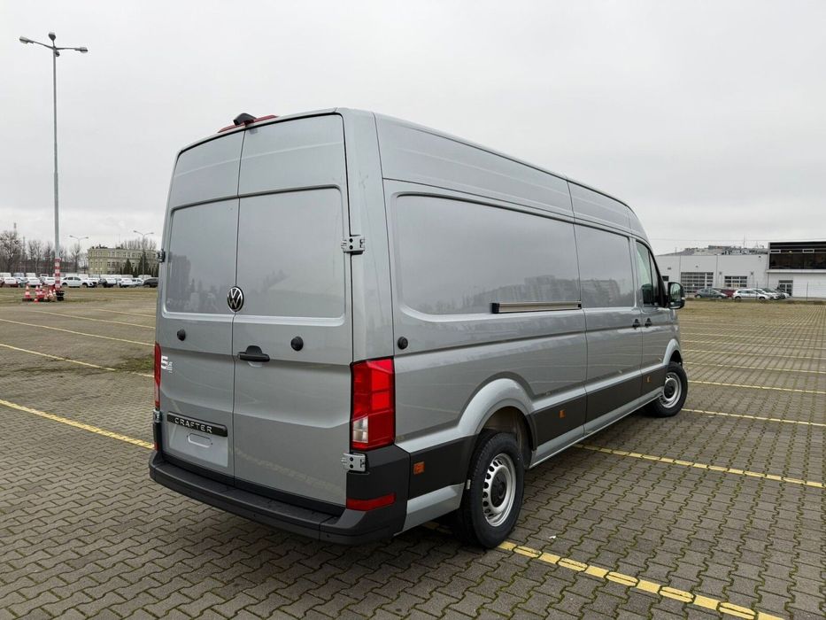 Volkswagen Crafter 35 2.0 TDI L4H3 4490 177KM AUTOMAT