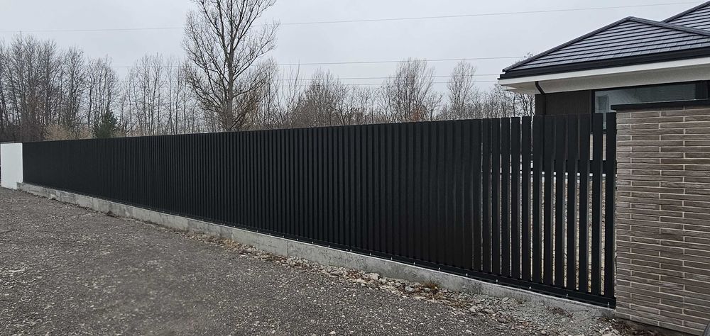 Ogrodzenie pionowe, grzebieniowe, pionowy panel - ALUMINIUM