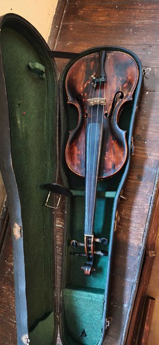 Продам скрипку старинная