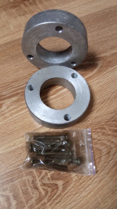 Проставки БМВ е34 задні 30мм