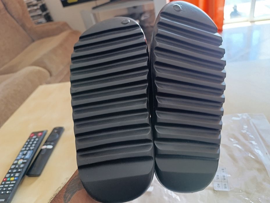 Chinelos/slides tipo yeezy unisexo
