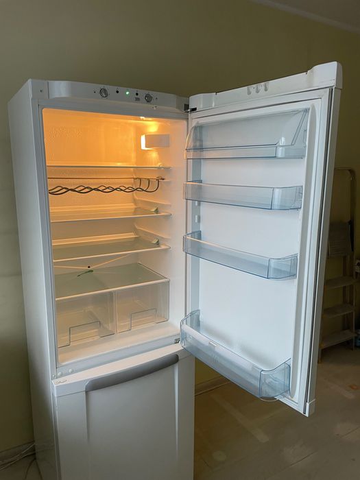 Lodówka Electrolux wysokość 174 cm