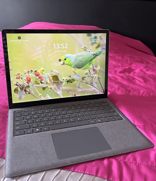 Microsoft Surface Laptop 4
