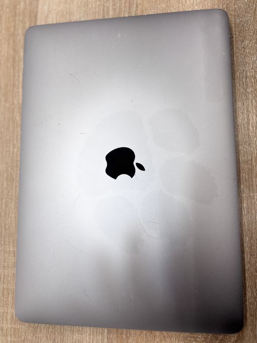 Продам MacBook Pro M1 512 гб