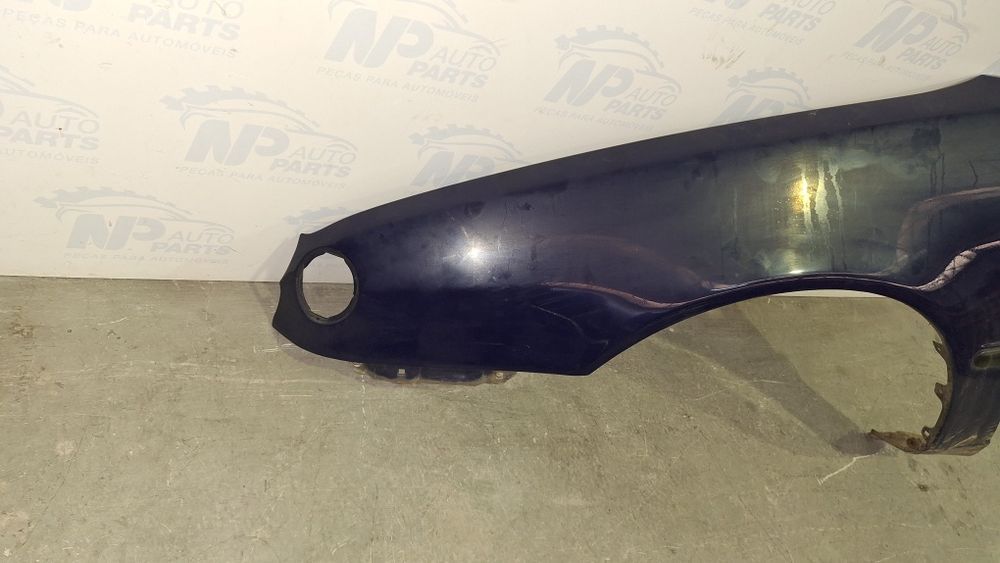 Guarda lamas esquerdo Toyota corola de 98
