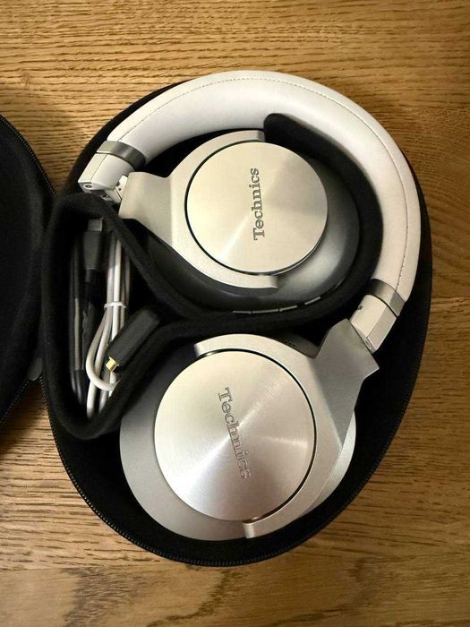 Навушники з мікрофоном Technics EAH-A800E-S Silver