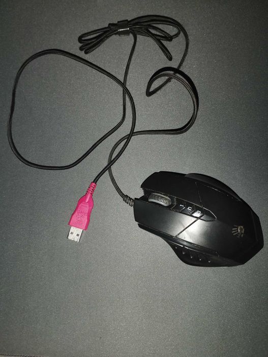 Мишка игровая bloody v7m