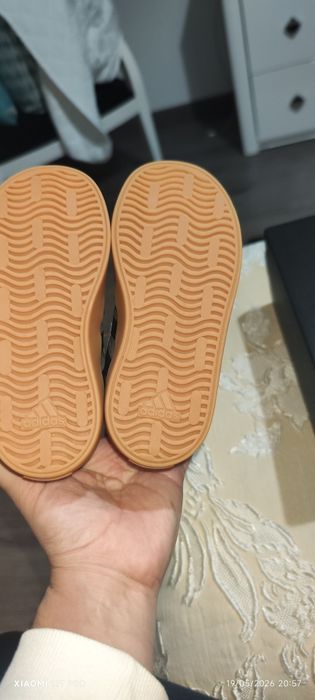 Ténis Adidas unissexo