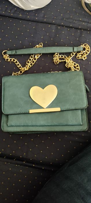 Mala Verde Petróleo com Detalhe Dourado – Muito Elegante