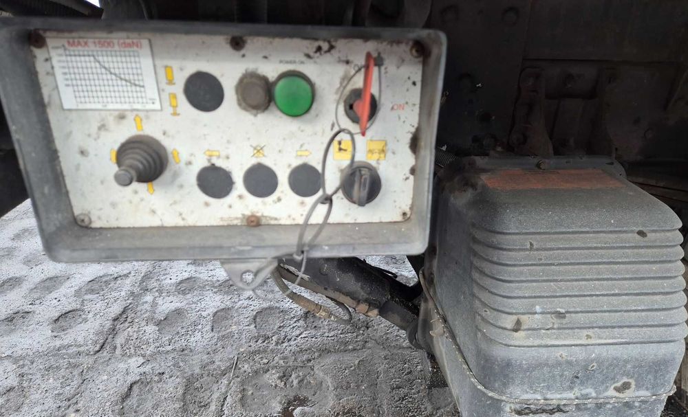 Renault Midlum winda