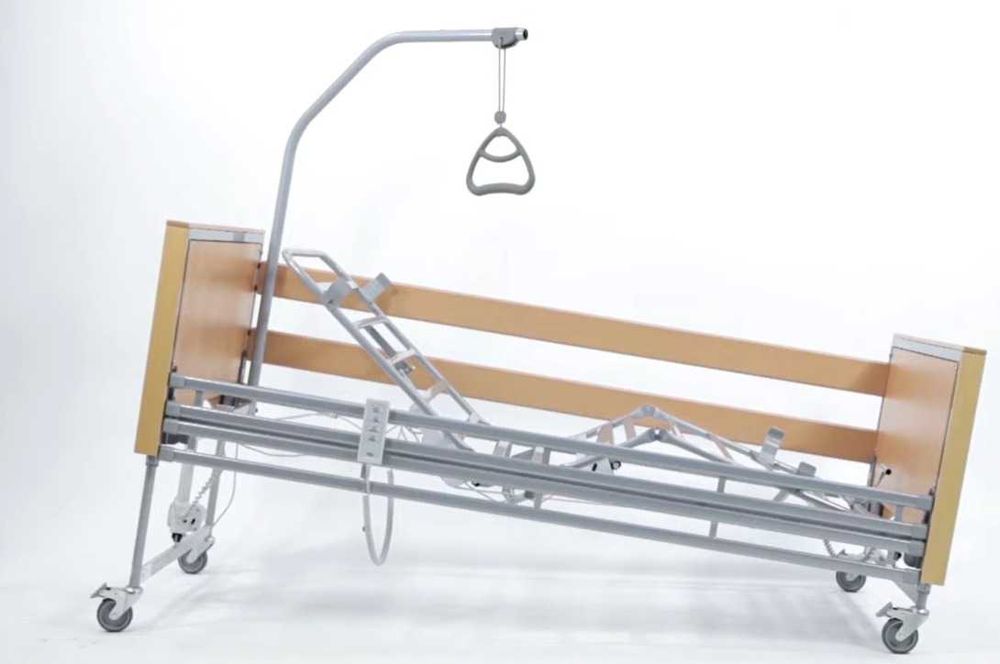 Cama articulada para doente