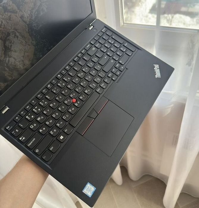 Lenovo 15,6" i5 та 16Гб DDR4, 250Гб SSD