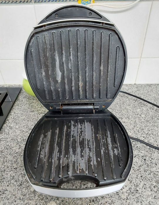 TOSTADEIRA E GRILL.Casa,Cozinha,Campismo,Restaurante,Emprego,Hotelaria