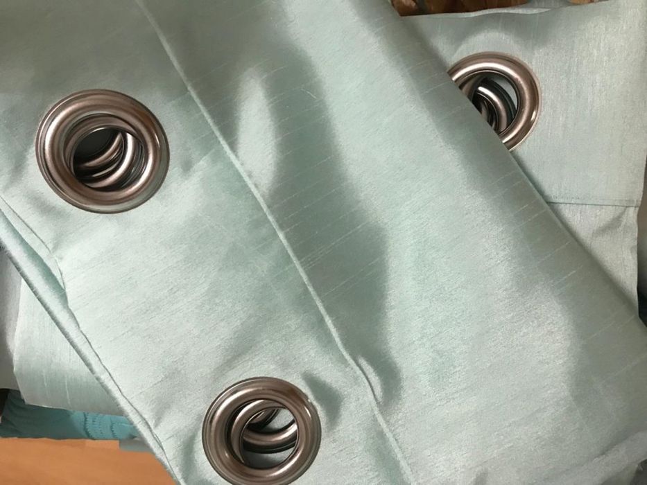 Turquoise Curtains429812947983411201