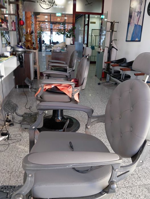 Aluga cadeira Barbeiro