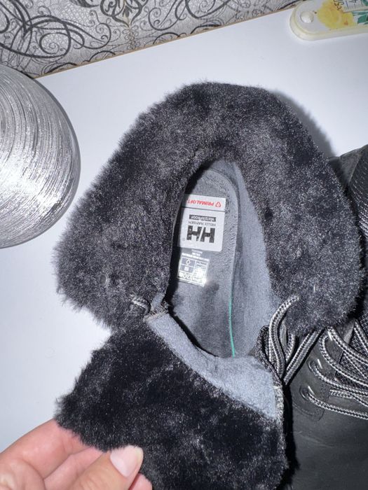 HELLY HANSEN-11422 991 JET BLACK Зимові сапожки, ботинки, черевики