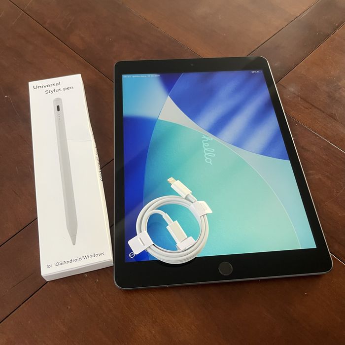 Apple Ipad 9 Geração(2021) 64Gb + Caneta + Carregador