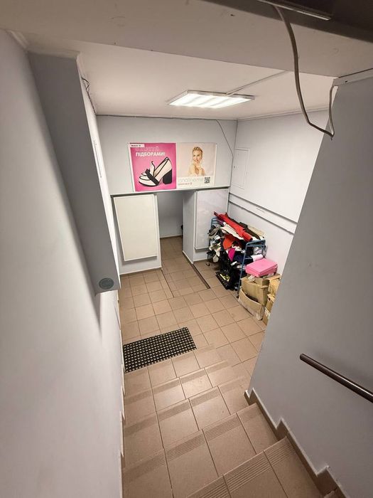 Готове виробництво взуття в Києві | Печерськ | заїжджай і працюй!