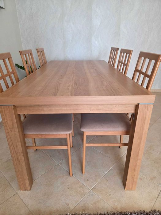 Mesa de jantar extensível