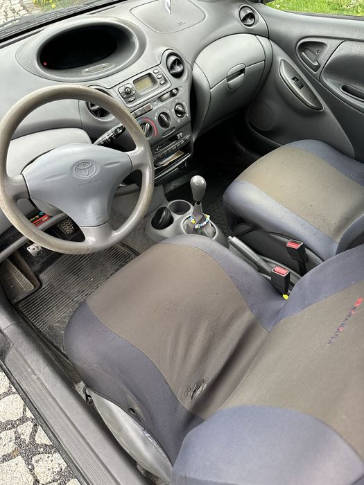 Toyota yaris 1.0 Benzyna
