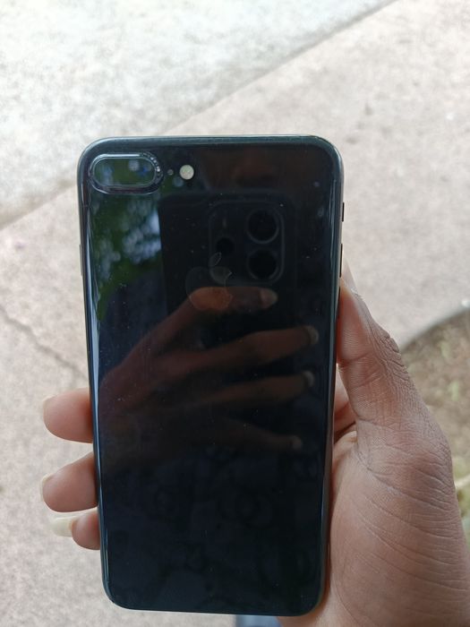 iPhone 7 plus  128 gbt