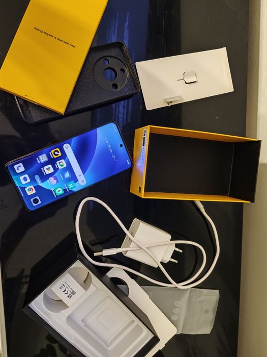 Realme 11 pro plus + 12/512GB Prywatnie, jak nowy, komplet, Wałbrzych