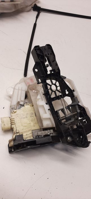 3c1837015a Замок двери передней левой Volkswagen PASSAT B6 2005-2010