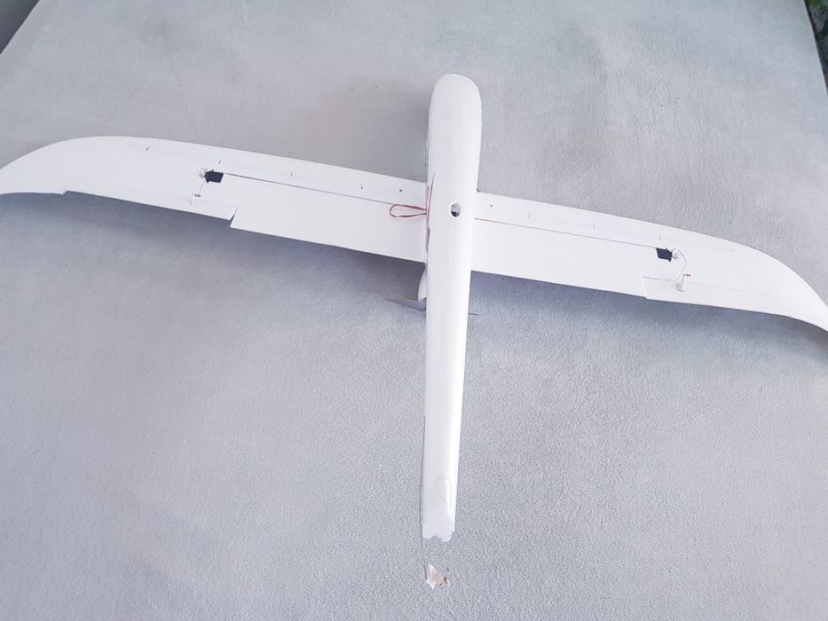 Sky Surfer KIT (elektroszybowiec, rozpiętość 140cm