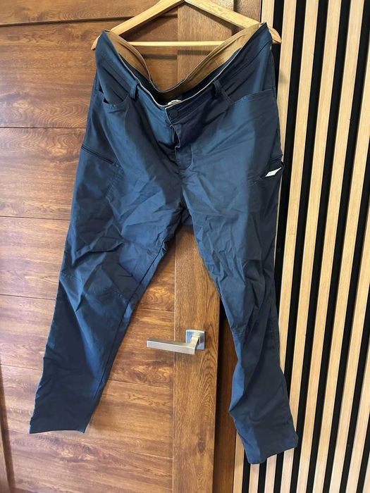 Spodnie Decathlon  W39L34