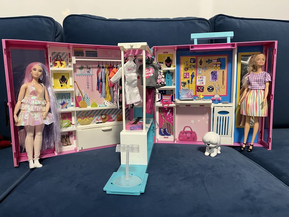 Szafa marzeń Lalka Barbie + Barbie extra + piesek