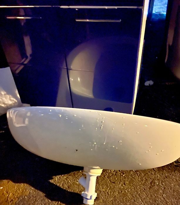 Продам тумбу з умивальником.Рукомийник.Раковина.Тумбочка синя