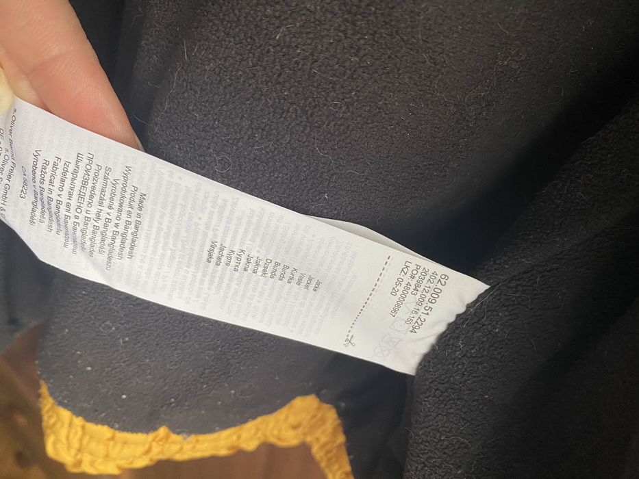 Зимова пухова куртка s. Oliver чорно-жовта, р. 140