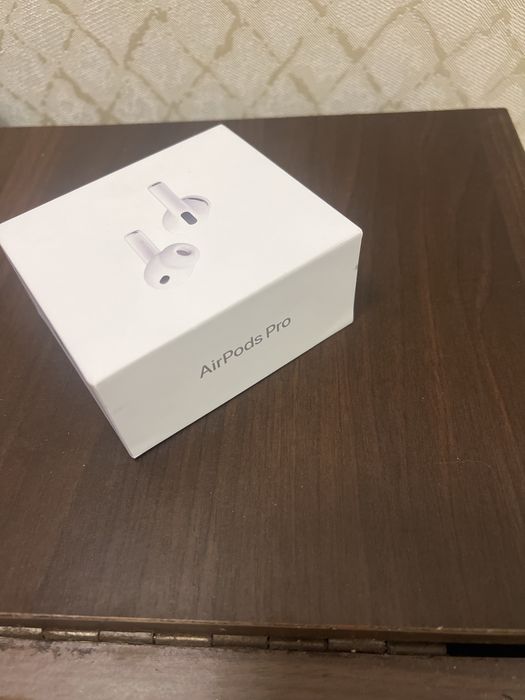 Продам наушни airpods 3 pro